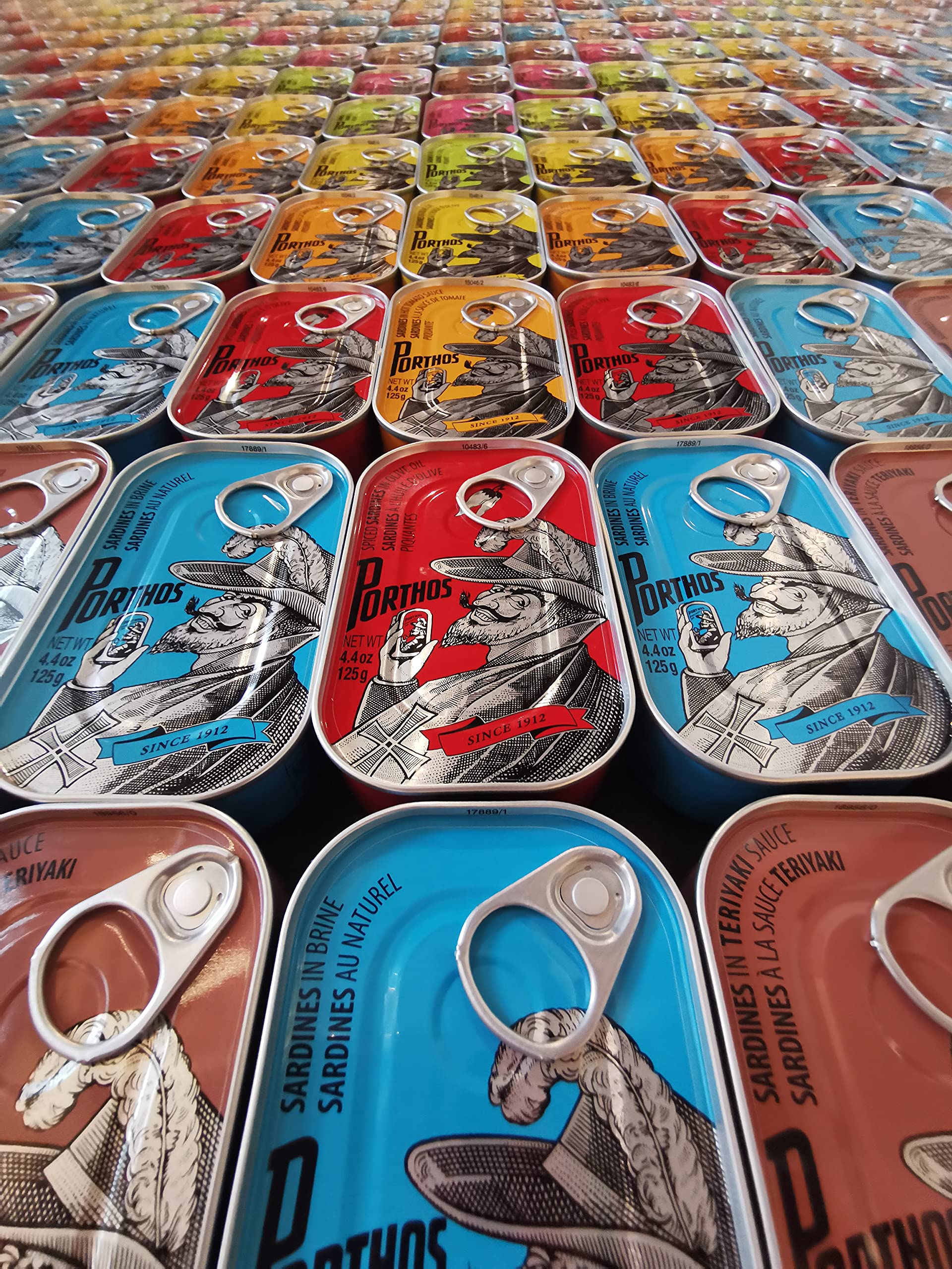 Conservas Portugal Norte Porthos Sardines in Wood Box 5 tins 4.4 oz each - Strabella